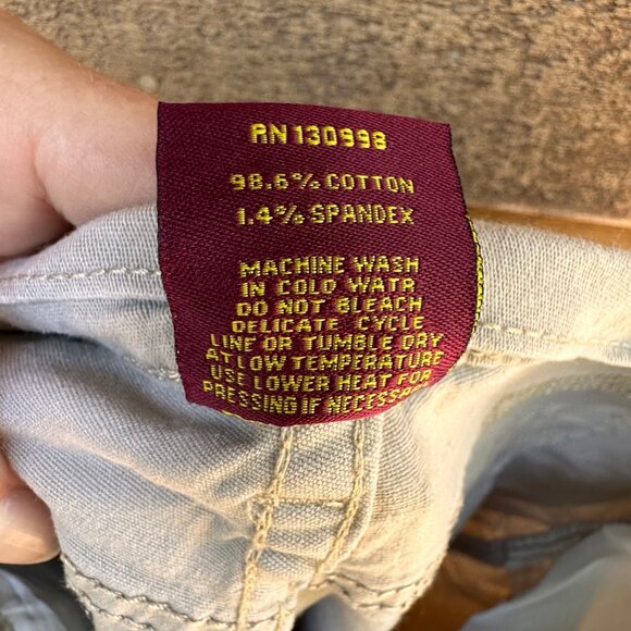 Lings Jeans Womens Tan Stretchy Shorts Size 7/8 Cotton & Spandex - Picture 3 of 12